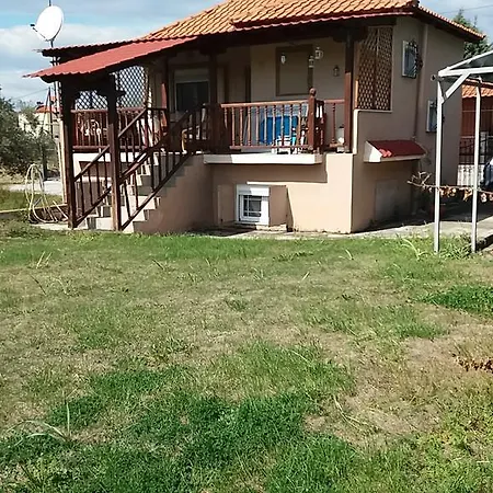 Ferienhaus Kariani Country House Ofrínion