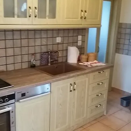 Kariani Country House Ofrínion